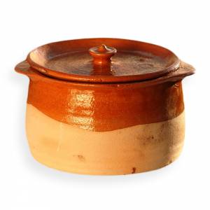 Straight Clay Pot With Lid