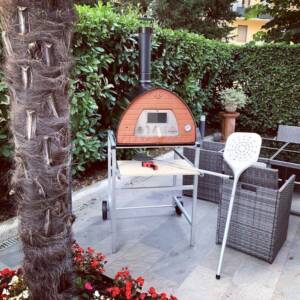 Caja Outlet: Pizzone 4 pizzas + Soporte con ruedas + Puerta con vidrio